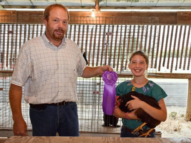 Alice-Hill-Champion-young-large-fowl-and-Junior-Champion-Poultry-Showmanship.jpg