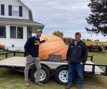 Giant Pumpkin Derek Sippel Giant Pumpkin Derek Sippel