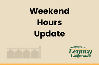 Sign saying "Weekend Hours Update"
