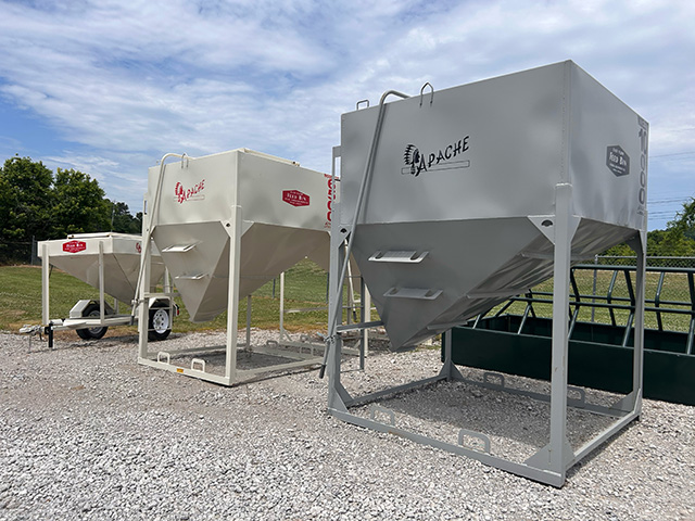 Apache Feed Bin 1