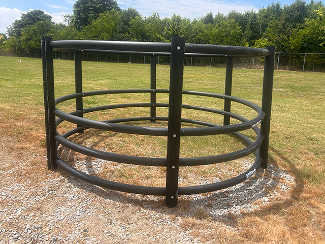 Hay Feeder
