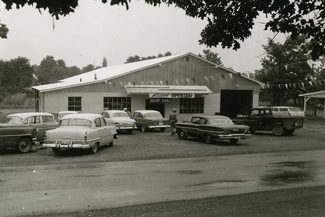 Grand opening of a tire shop