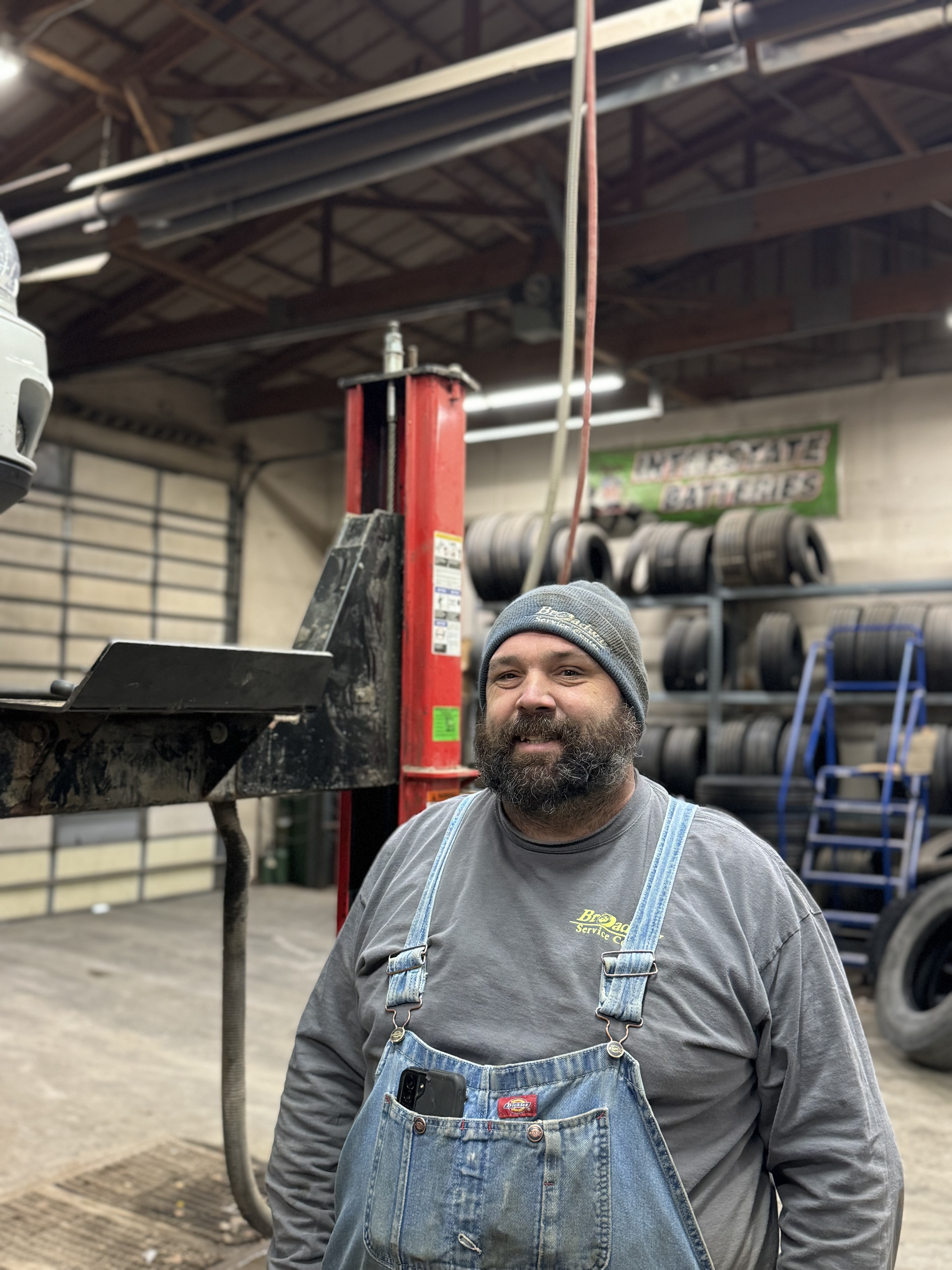 Jordan Singbeil Jordan Singbeil